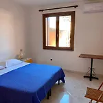 Lägenhet House Downtown Olbia