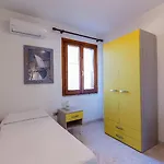House Downtown Lägenhet Olbia