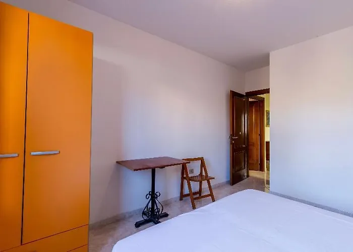 House Downtown Апартаменты *